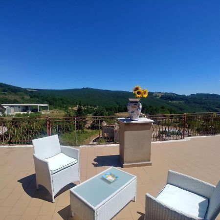 Terrazza Sul Cielo Appartement Bella Buitenkant foto